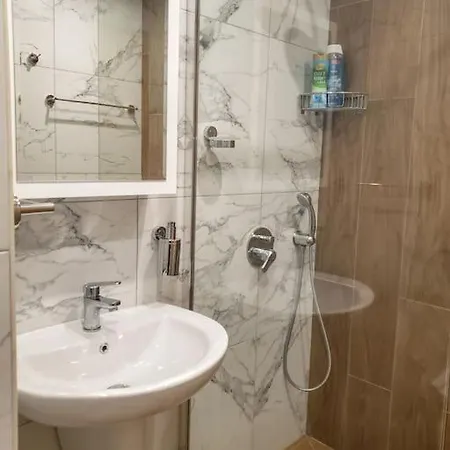 A10 Gardens Borovets